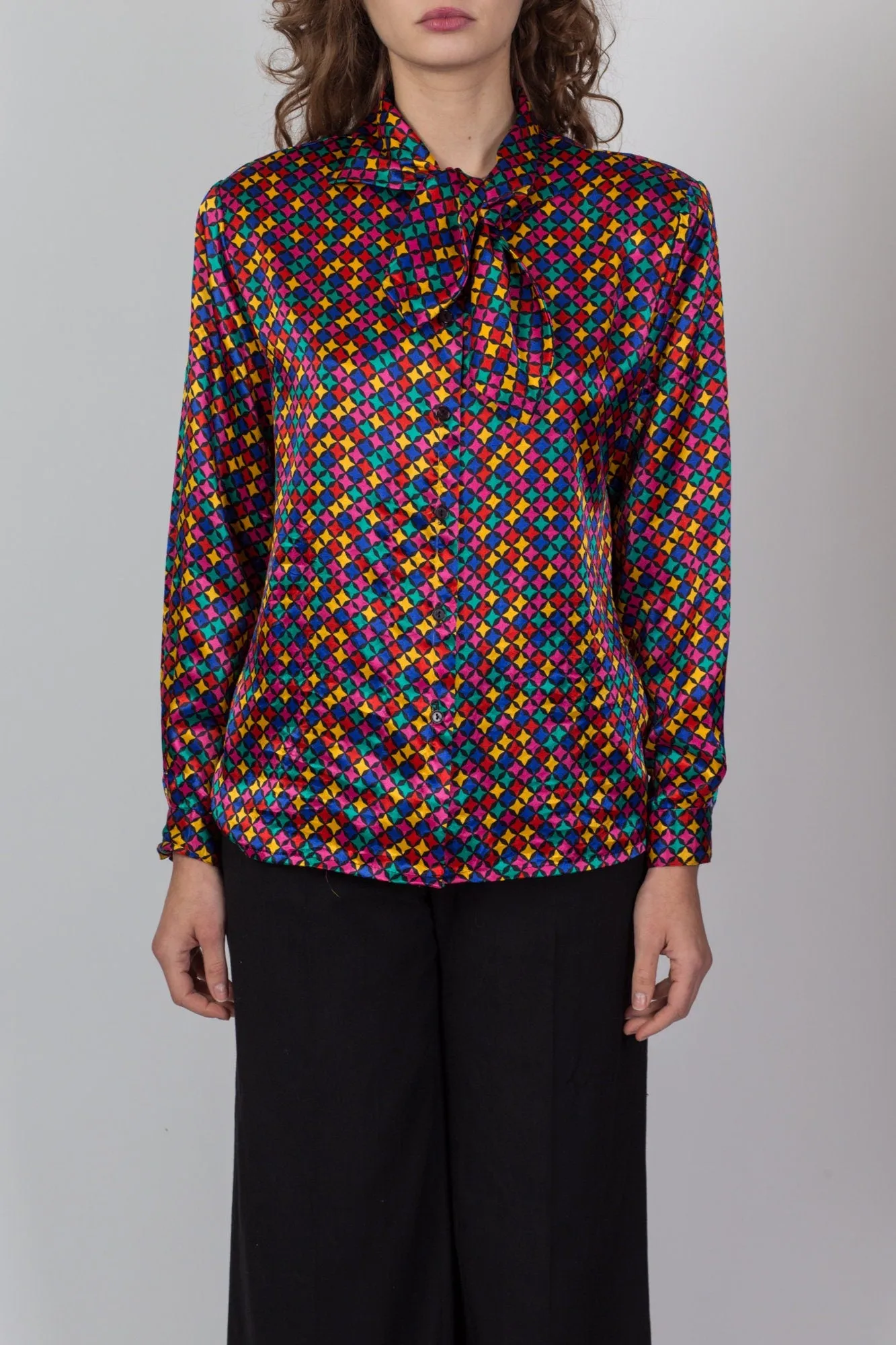 80s Satin Pinwheel Print Ascot Tie Blouse - Medium