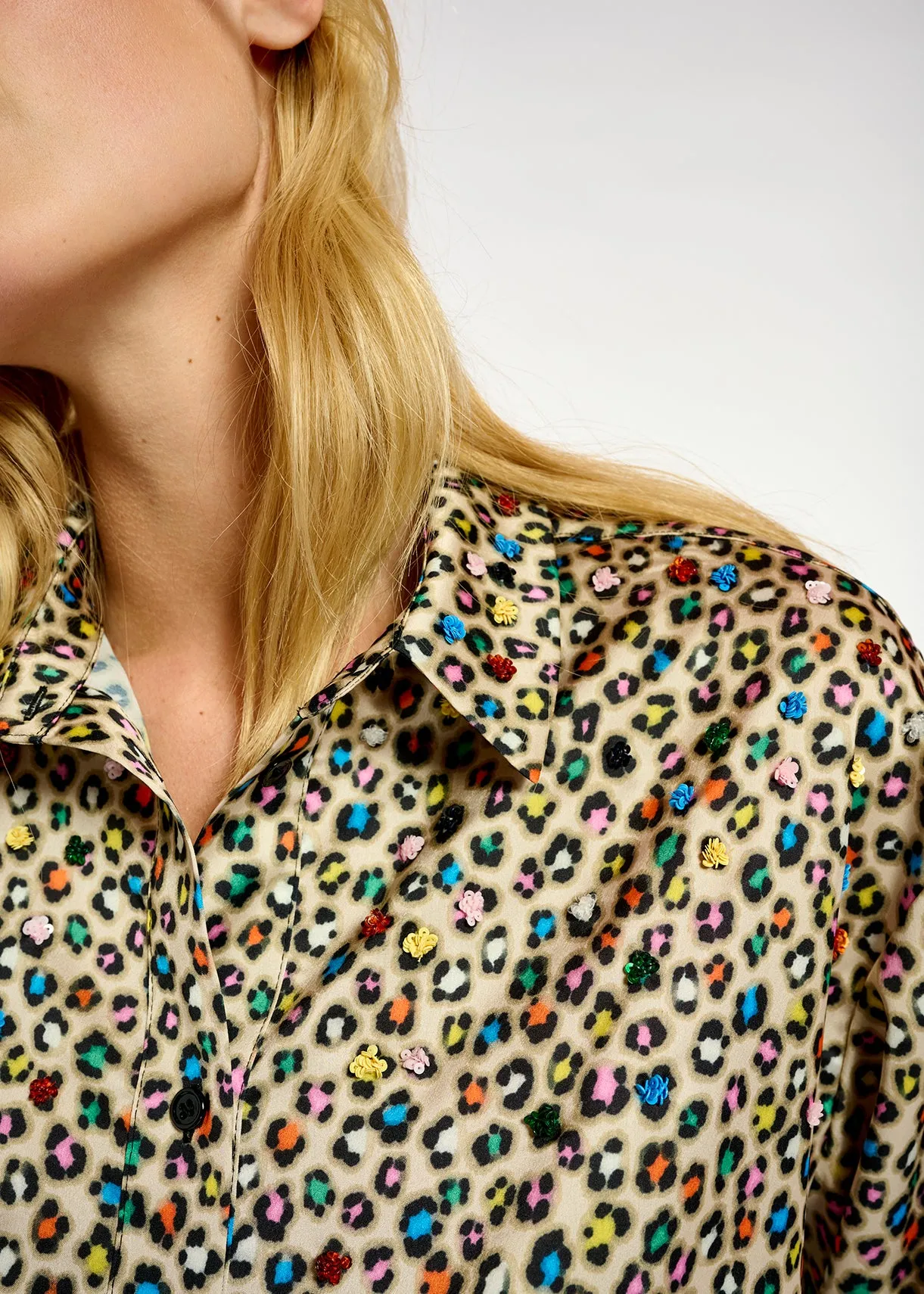 Beige sequin-embroidered shirt with multicolor leopard print
