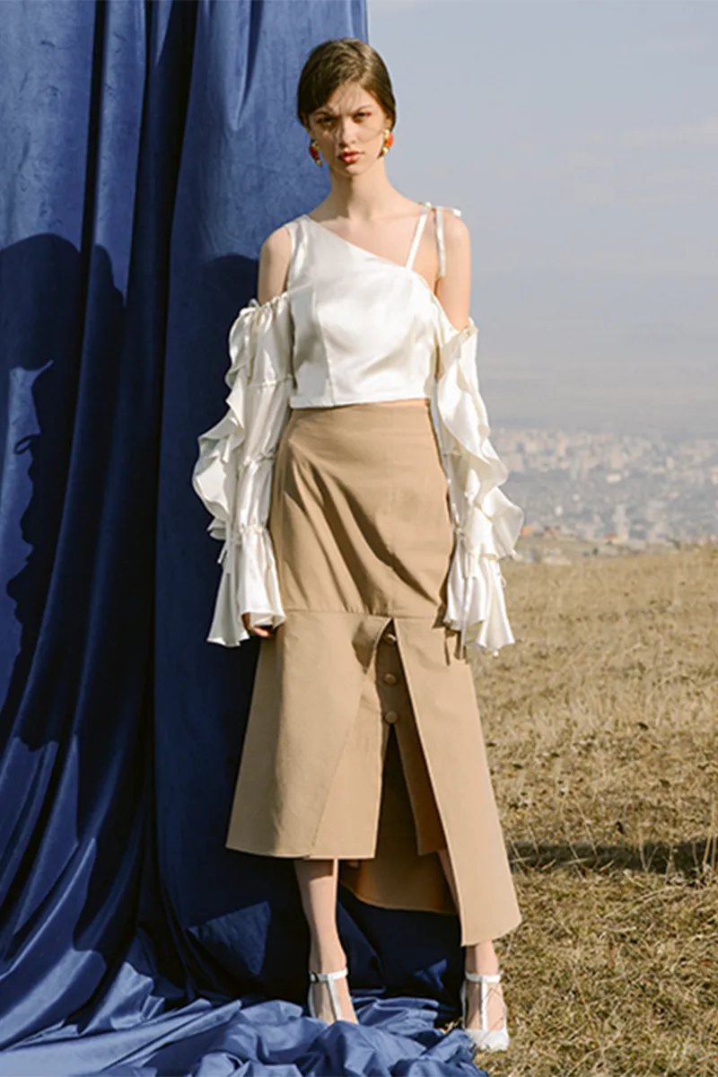 CROPPED TOP WITH FLOUNCE SLEEVES
