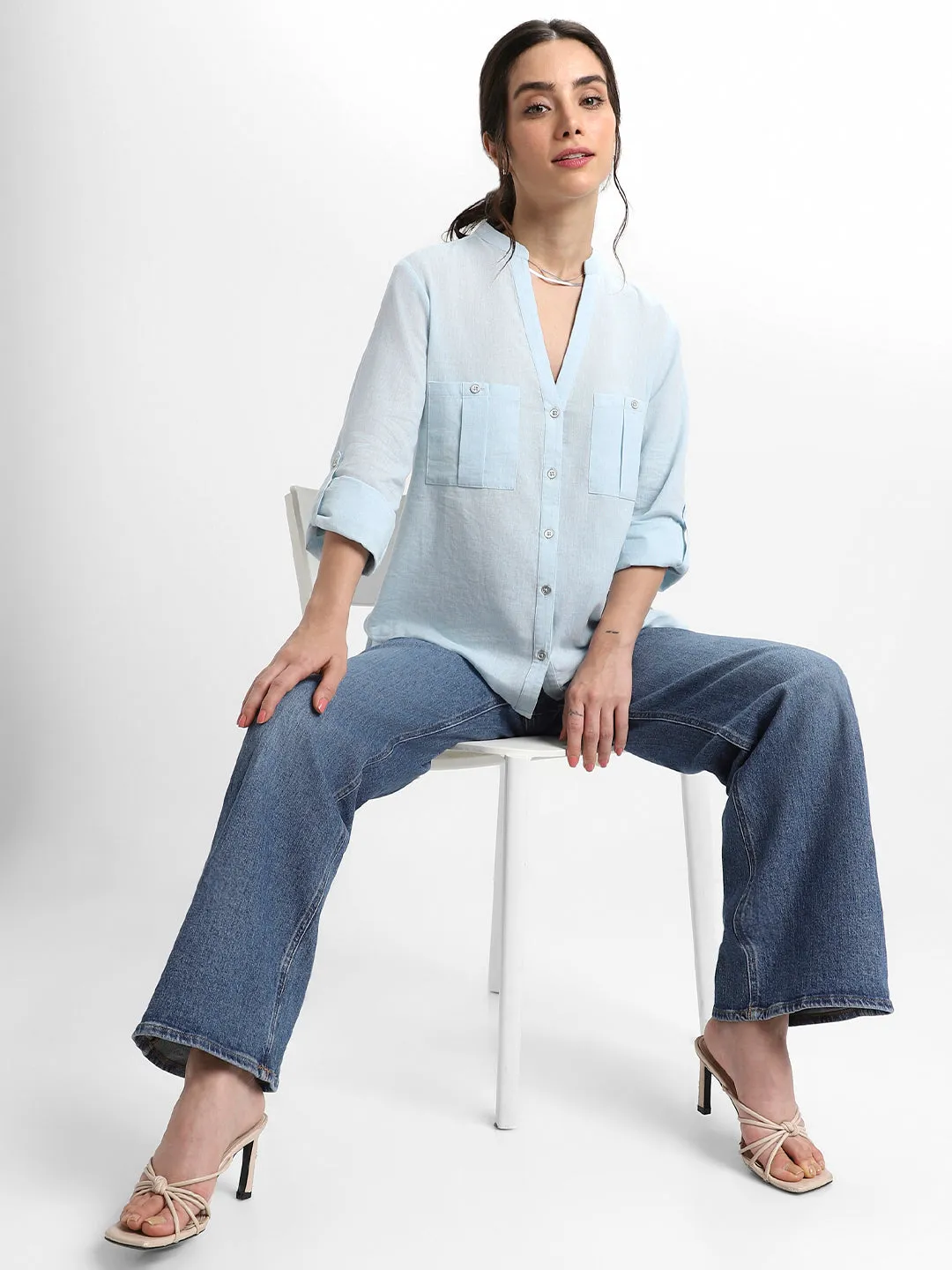 DL Woman Round Neck Regular Fit Solid Light Blue Top