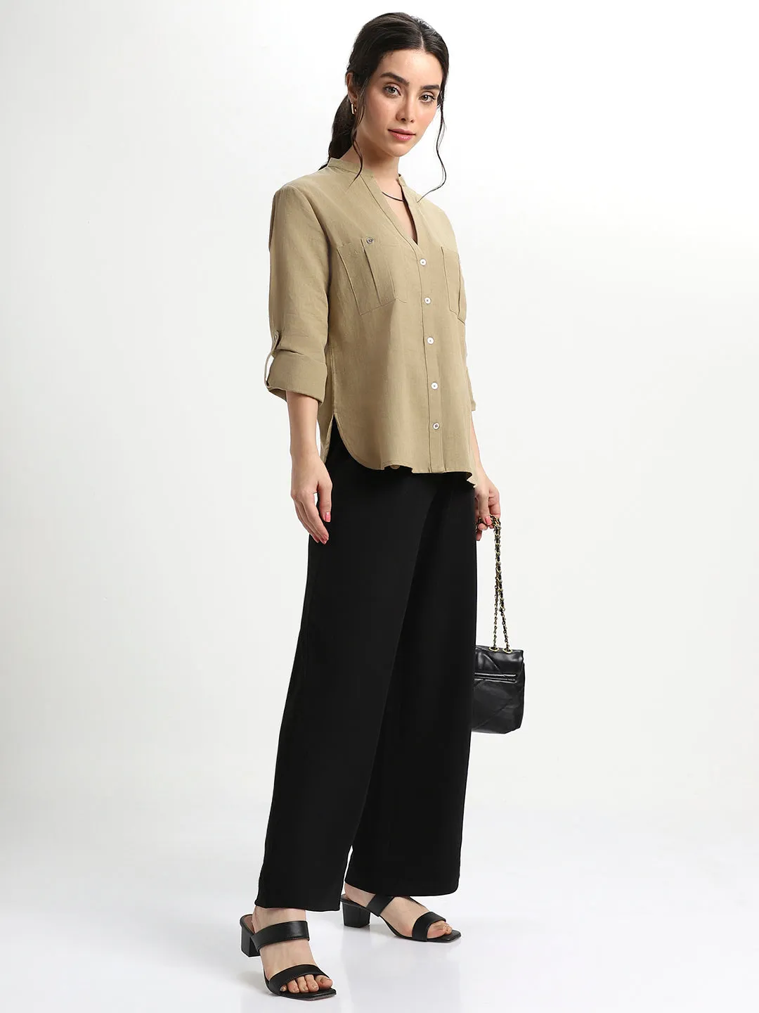 DL Woman Round Neck Regular Fit Solid Olive Top