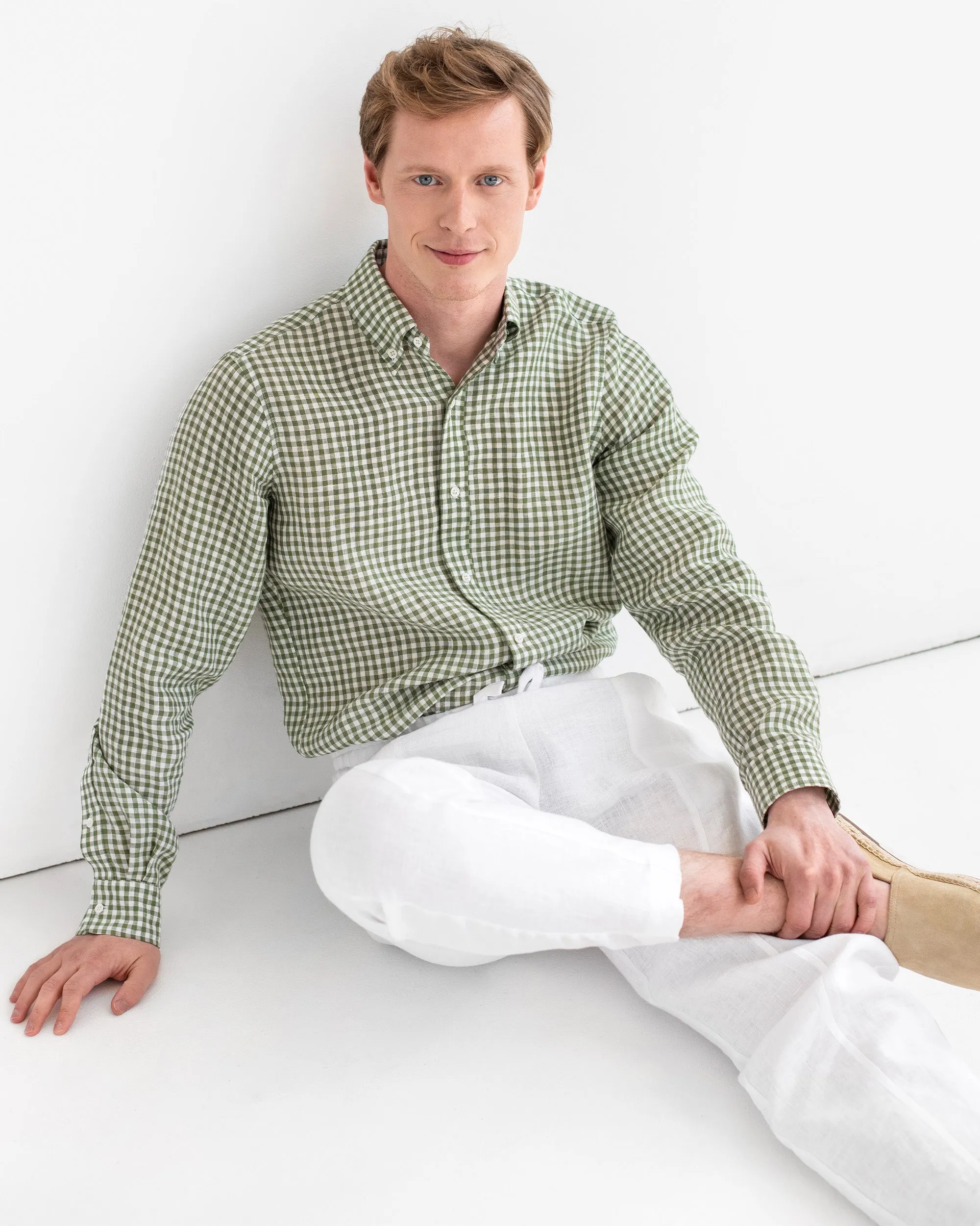 Men's classic linen shirt WENGEN in Forest green gingham