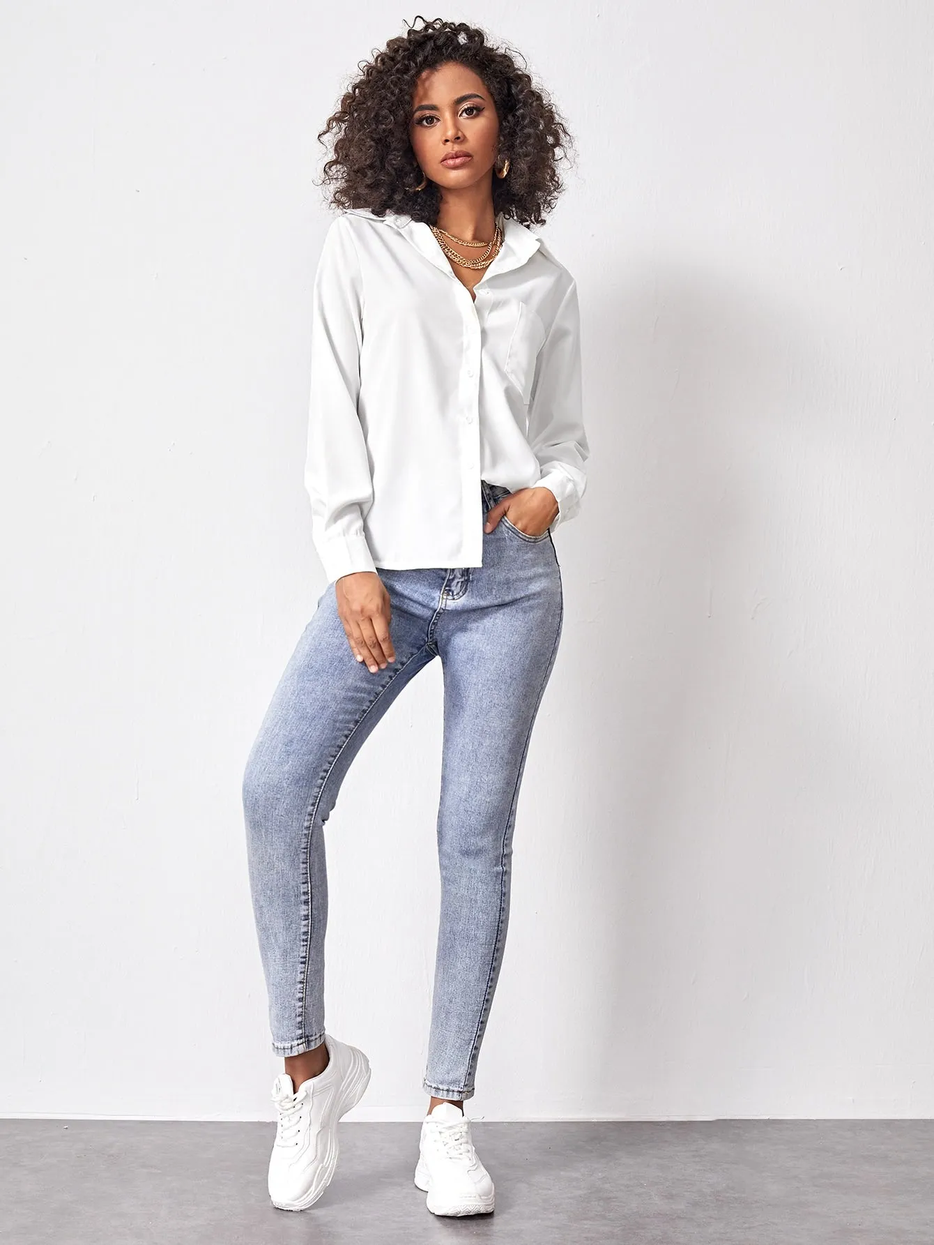 Nailea x SHEINsquad Patch Pocket Button Front Solid Blouse