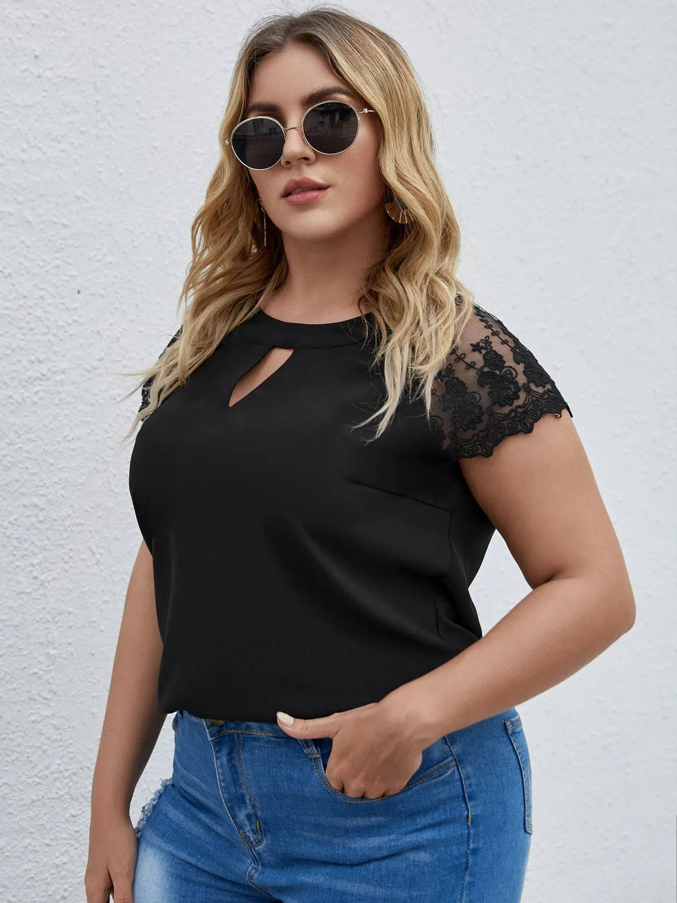 Plain Cut Out Short Sleeve Keyhole Neckline Regular Plus Size Blouse