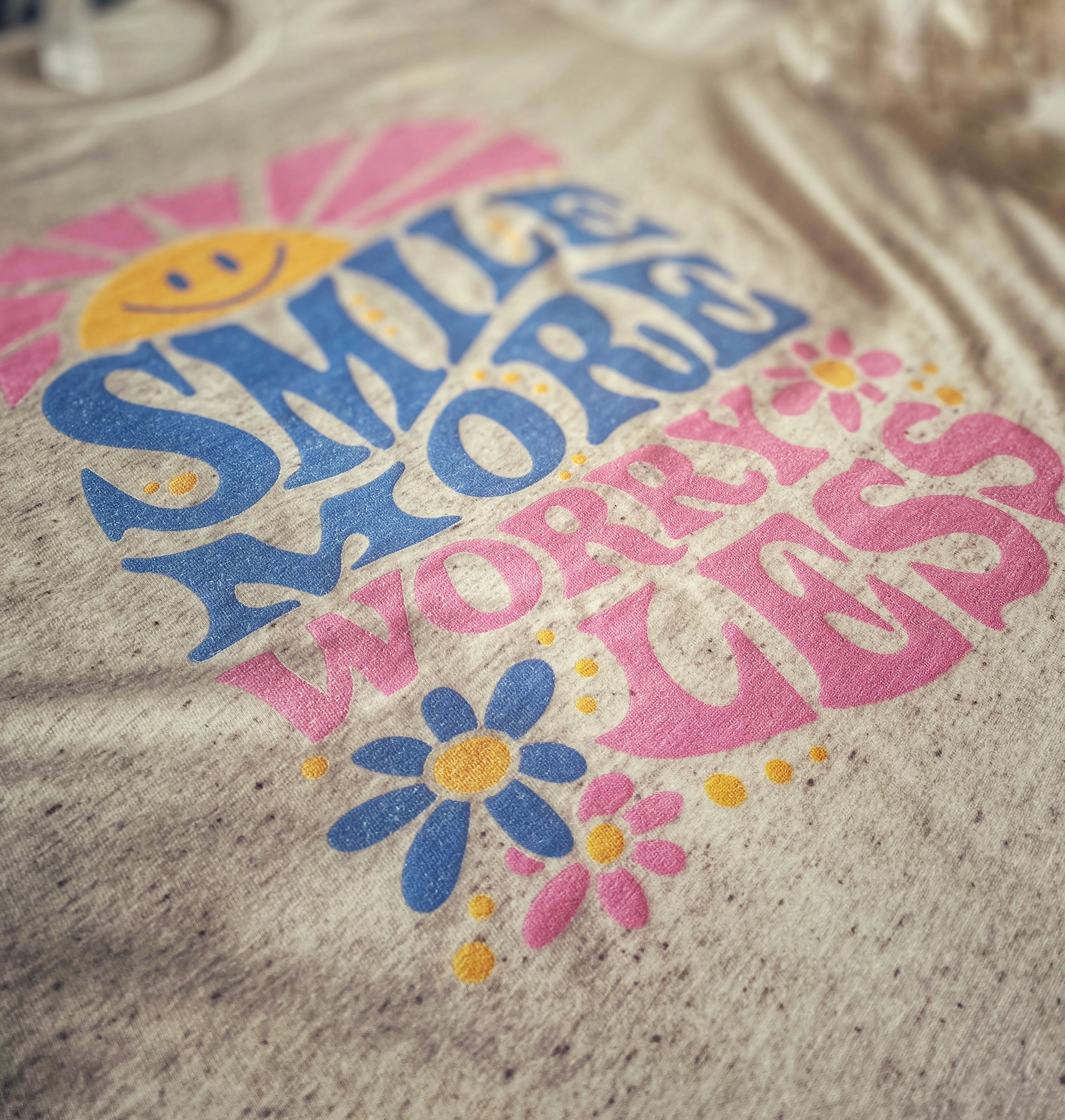 Smile more worry less tee