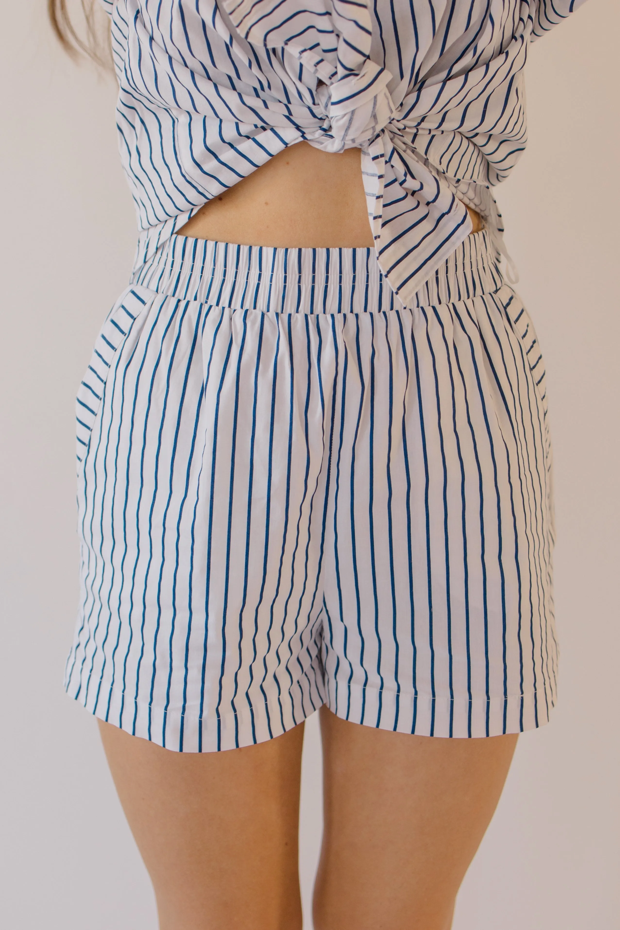 STRIPED PULL-ON SHORTS