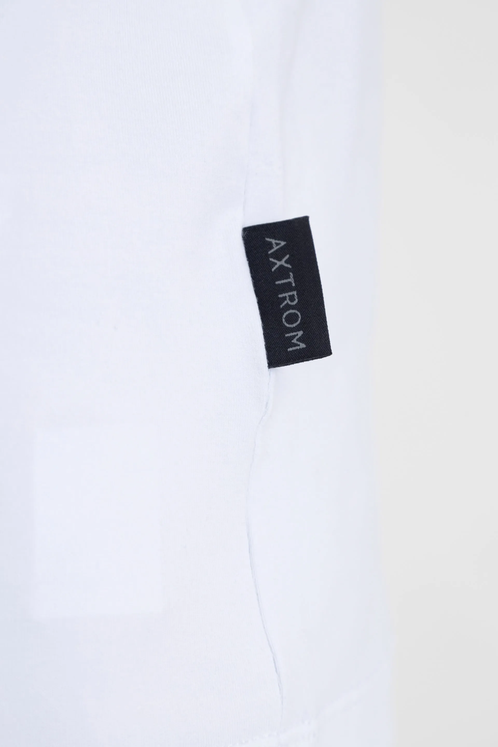 T-Shirt With Pocket (White)