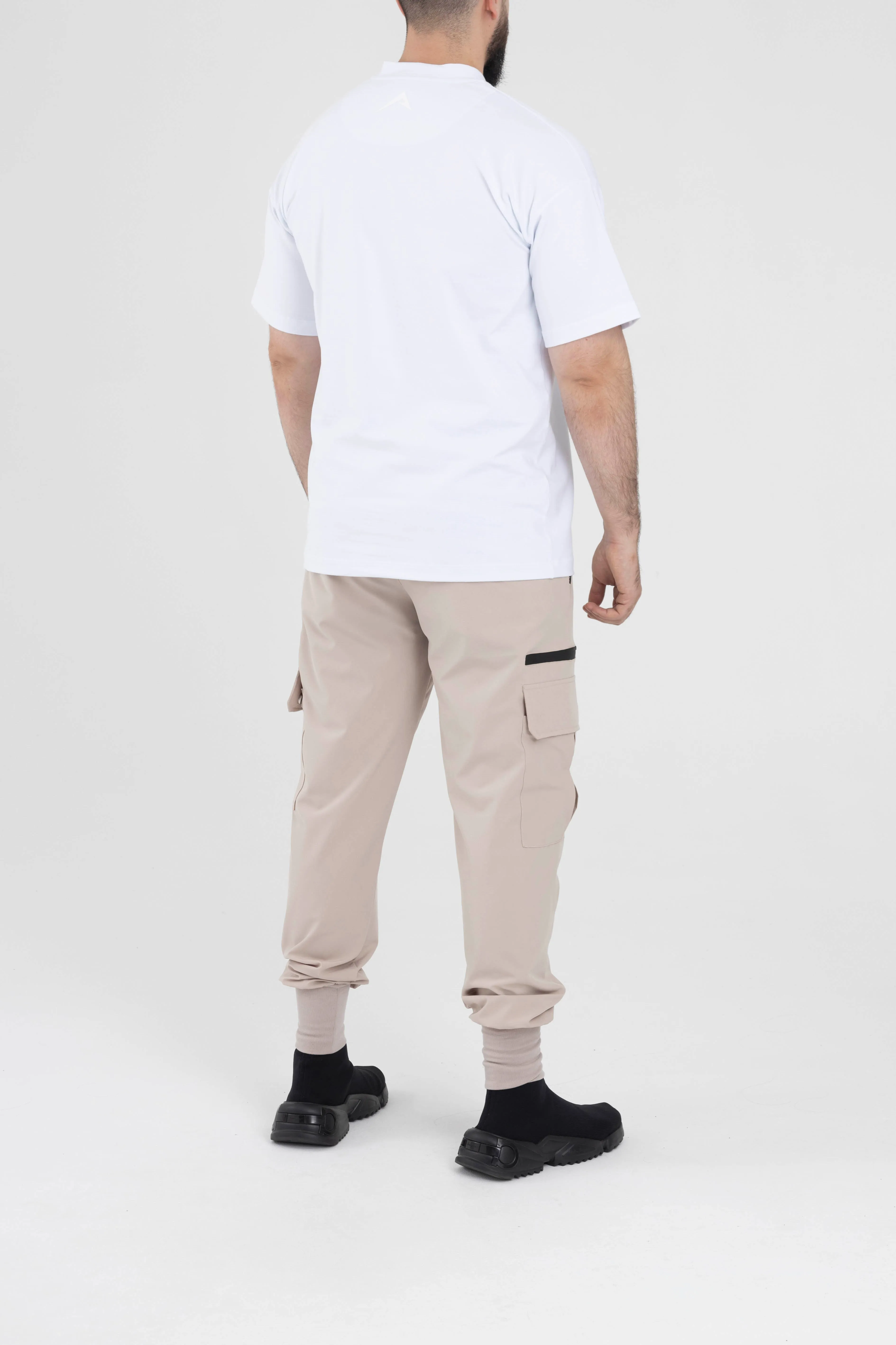 T-Shirt With Pocket (White)