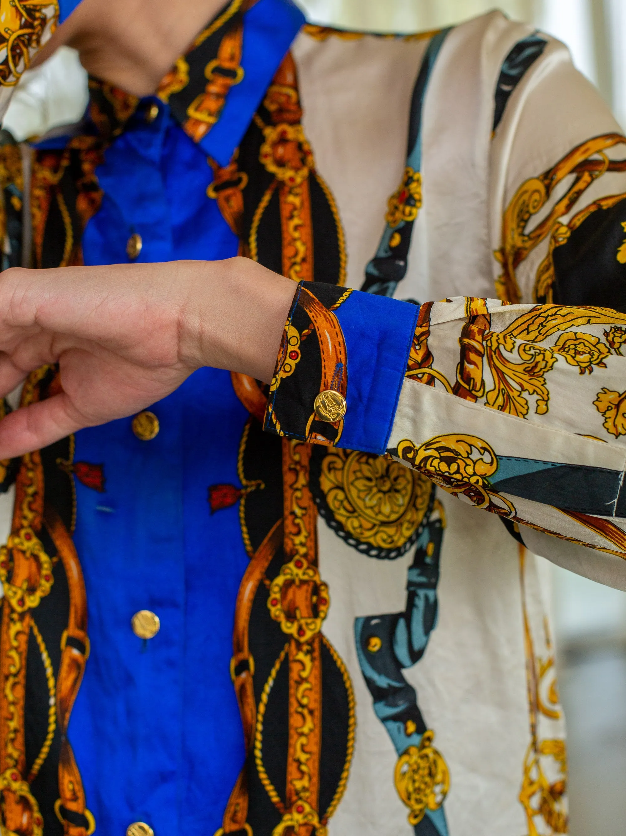 Vintage Silk Cuff Sleeved Collared Neck Baroque Print Blouse