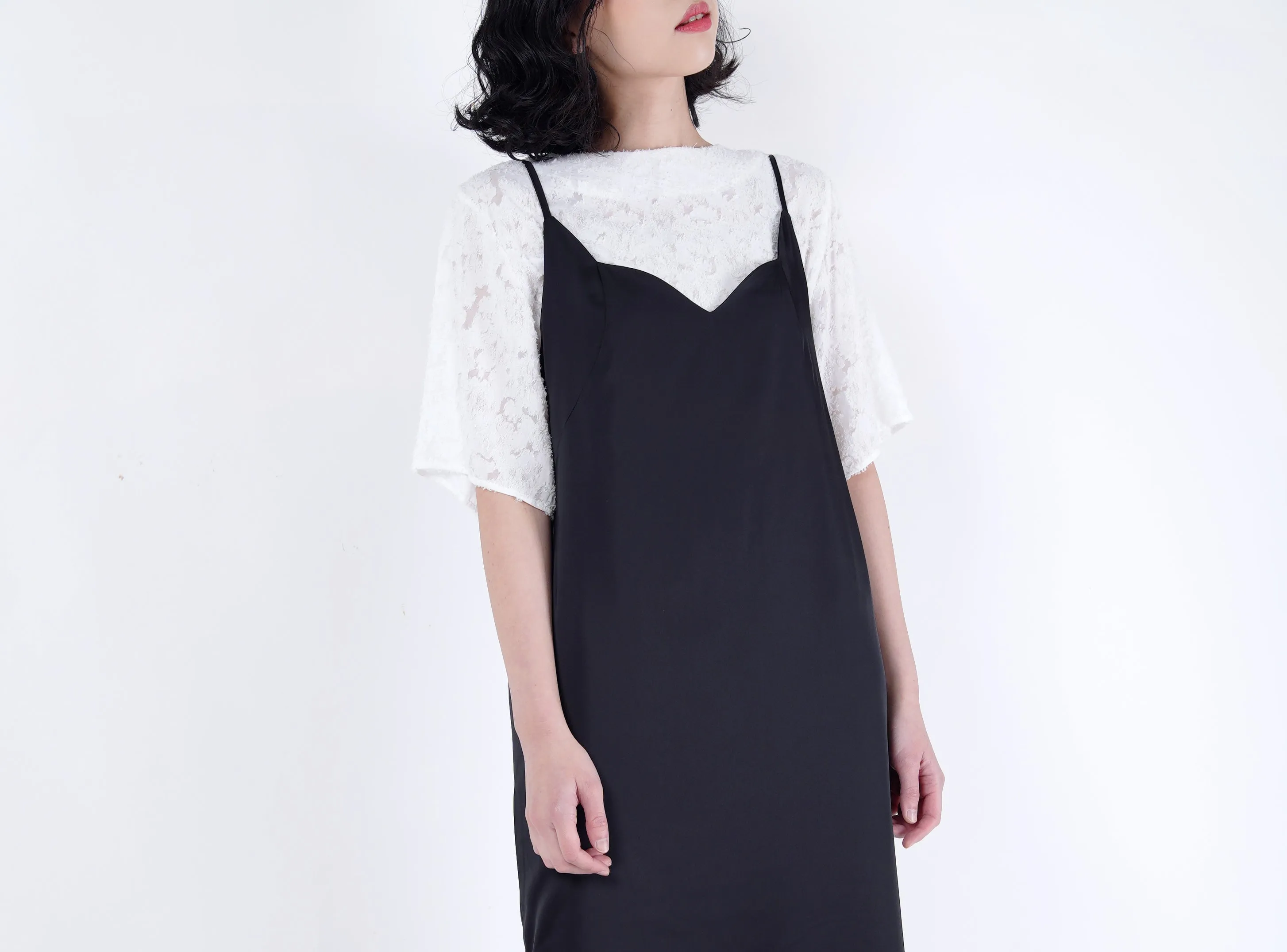 White texture blouse in crop cut